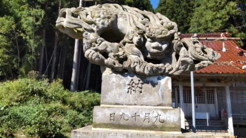 村社鹿島神社　狛犬