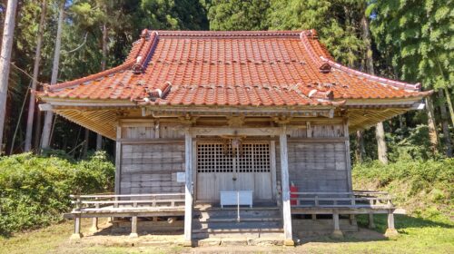 村社鹿島神社　社殿