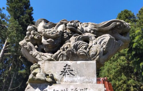 村社鹿島神社　狛犬